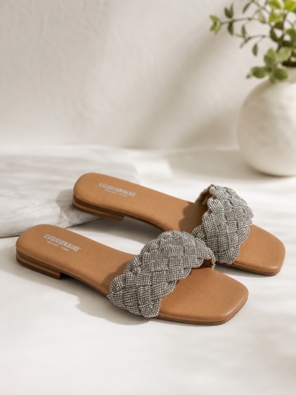 Cushionaire Women's Verse Woven Silver Rhinestone Slide Sandals Size 8.5